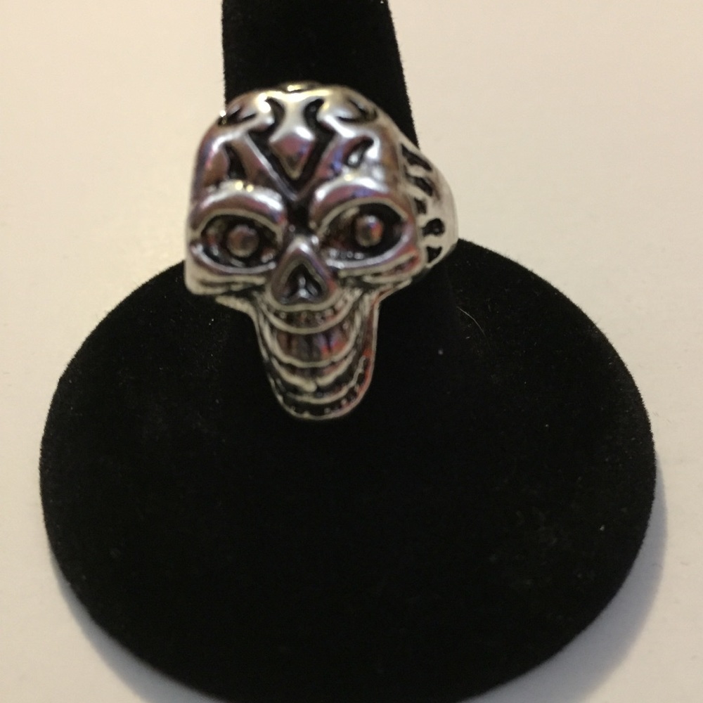 Rings - Picture 3 of 8